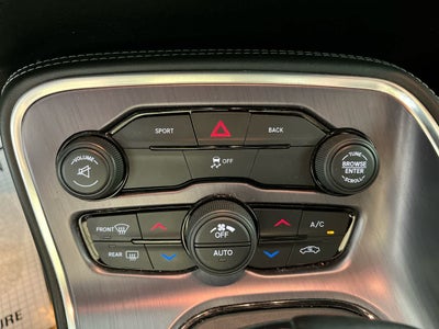 2016 Dodge Challenger SXT