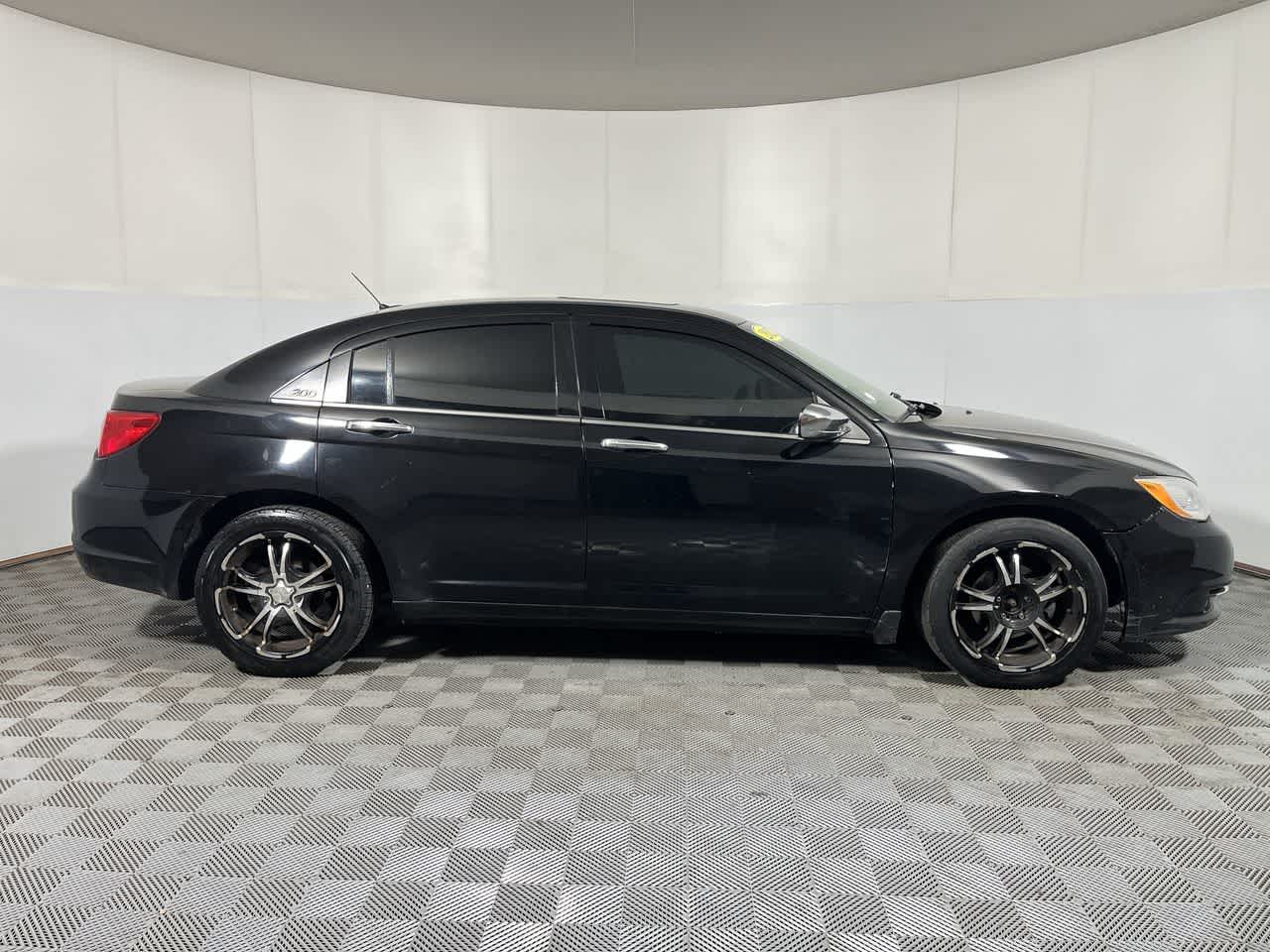 2012 Chrysler 200 Limited