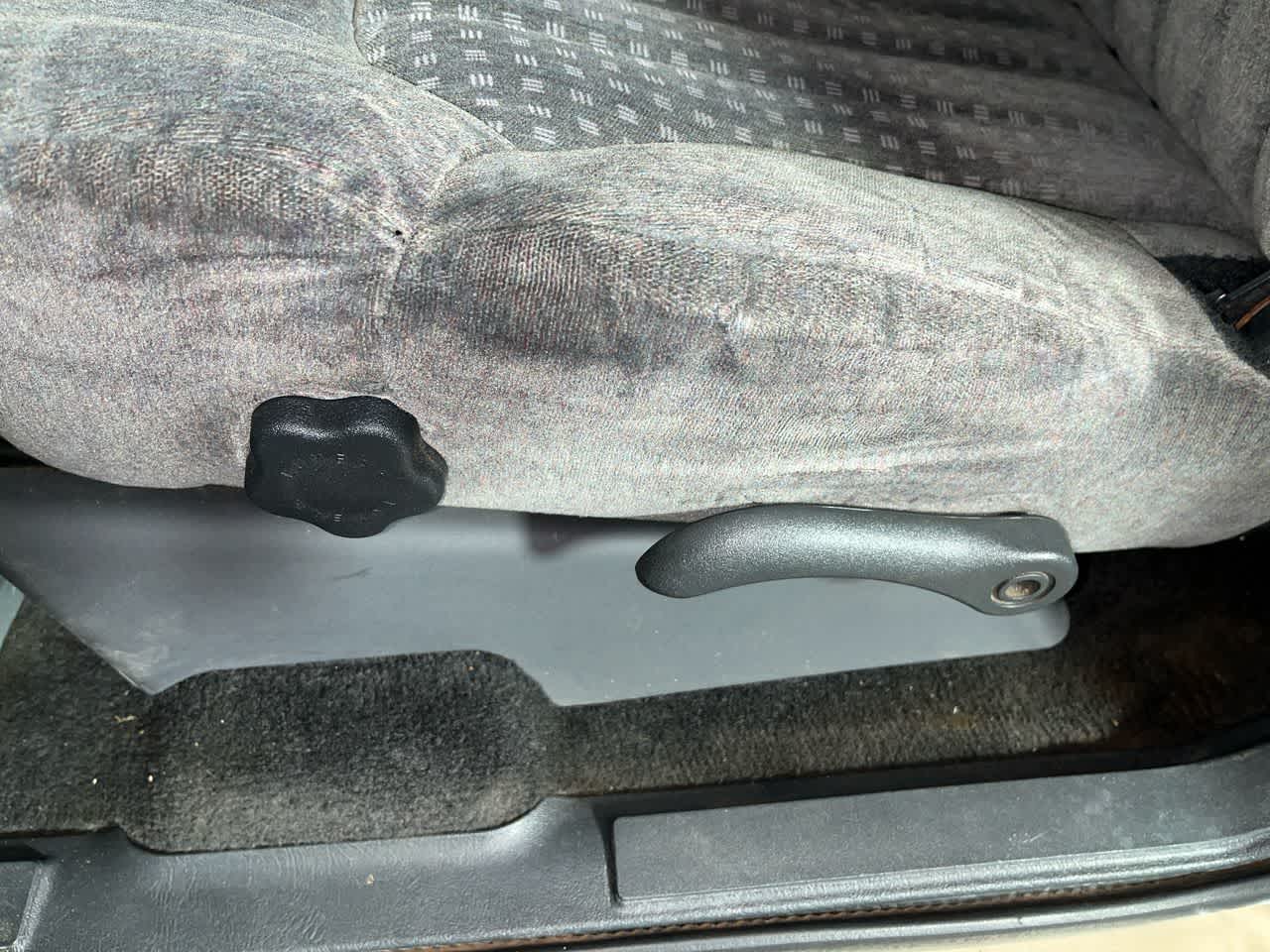 2002 Chevrolet S-10 LS