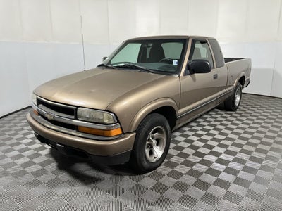 2002 Chevrolet S-10 LS