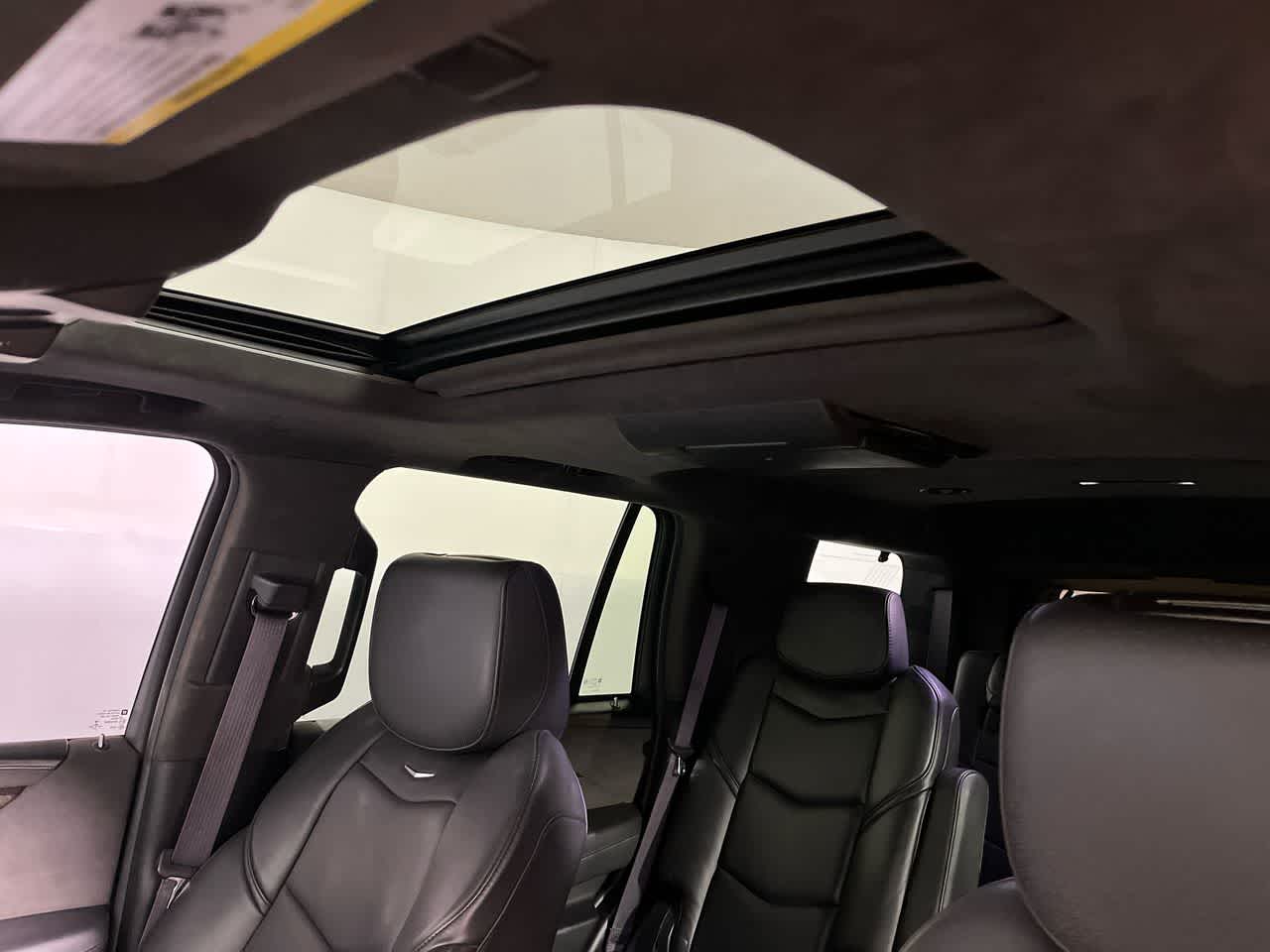 2016 Cadillac Escalade Platinum