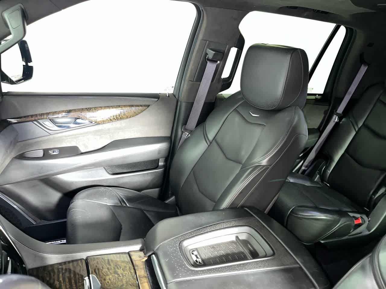 2016 Cadillac Escalade Platinum