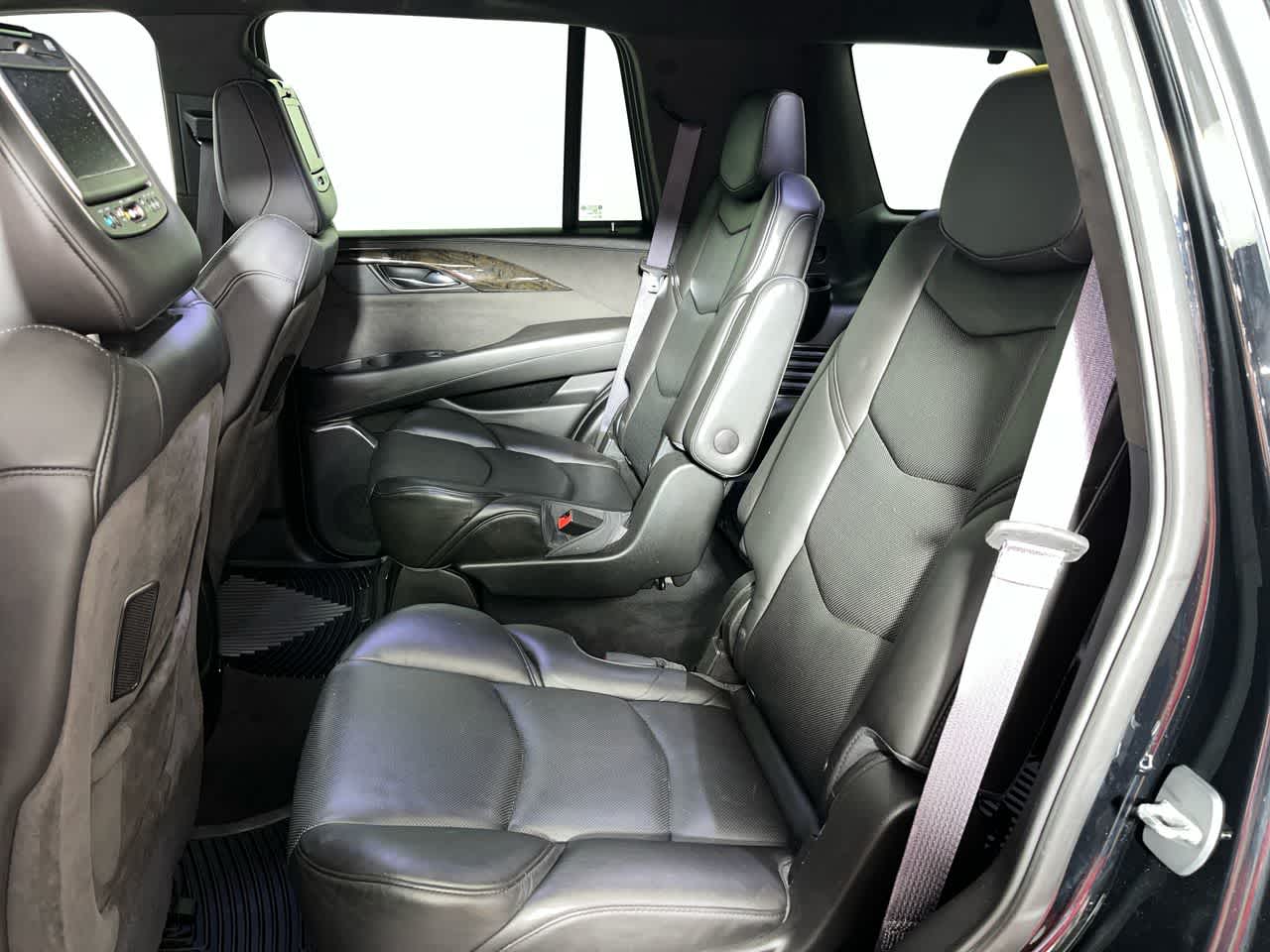 2016 Cadillac Escalade Platinum