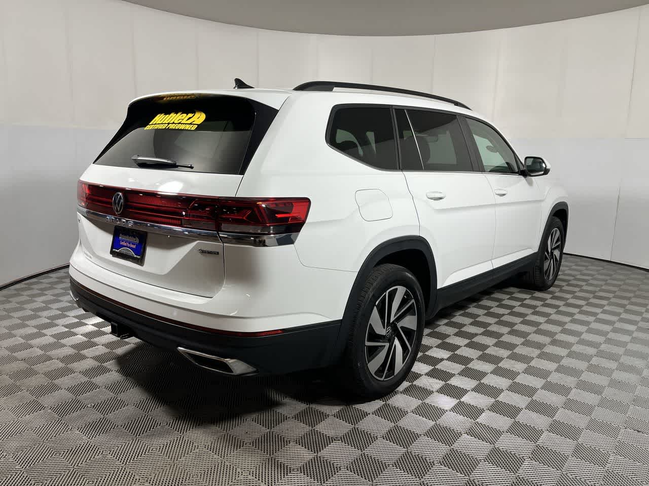 2024 Volkswagen Atlas 2.0T SE w/Technology