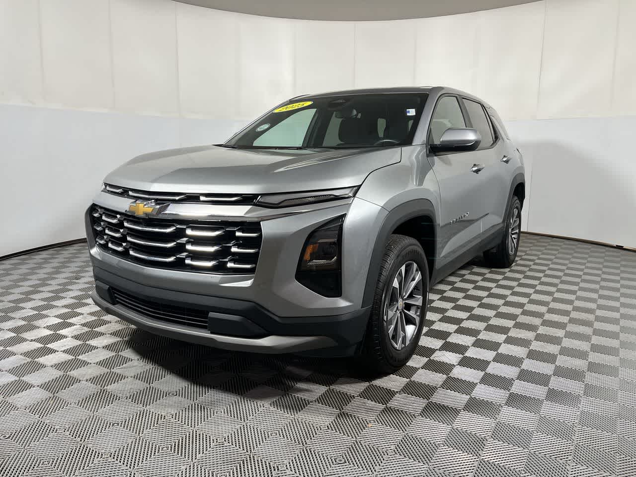 2025 Chevrolet Equinox FWD LT