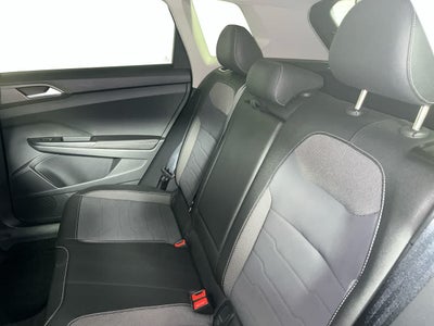 2025 Volkswagen Taos SE Black