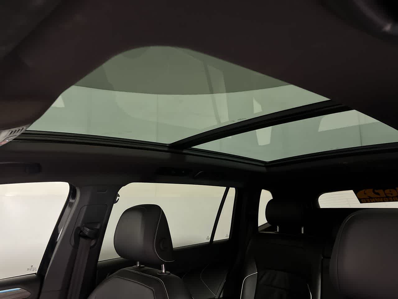 2024 Volkswagen Tiguan SEL R-Line