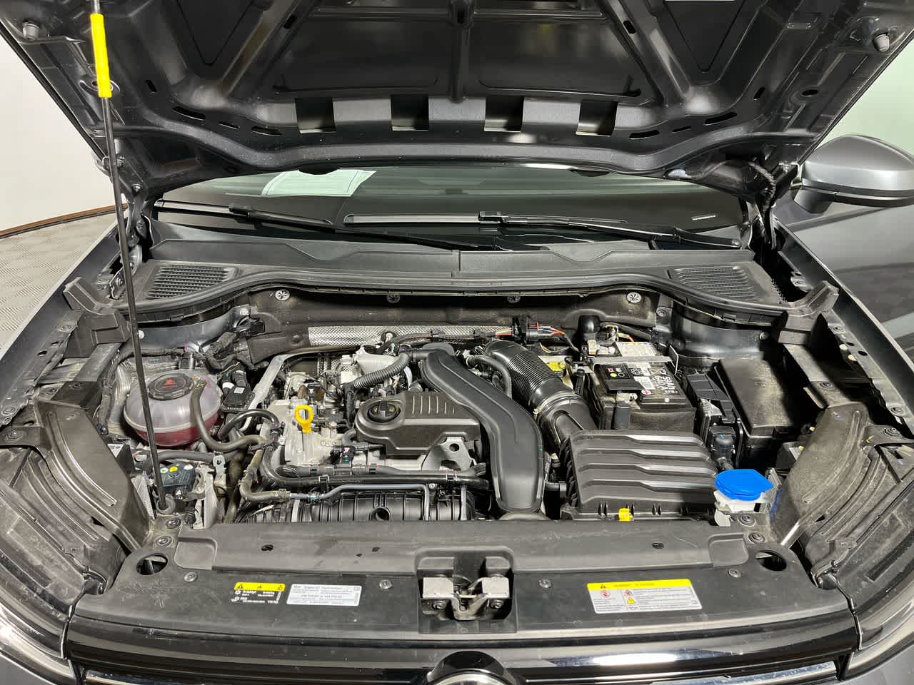 2025 Volkswagen Taos SE