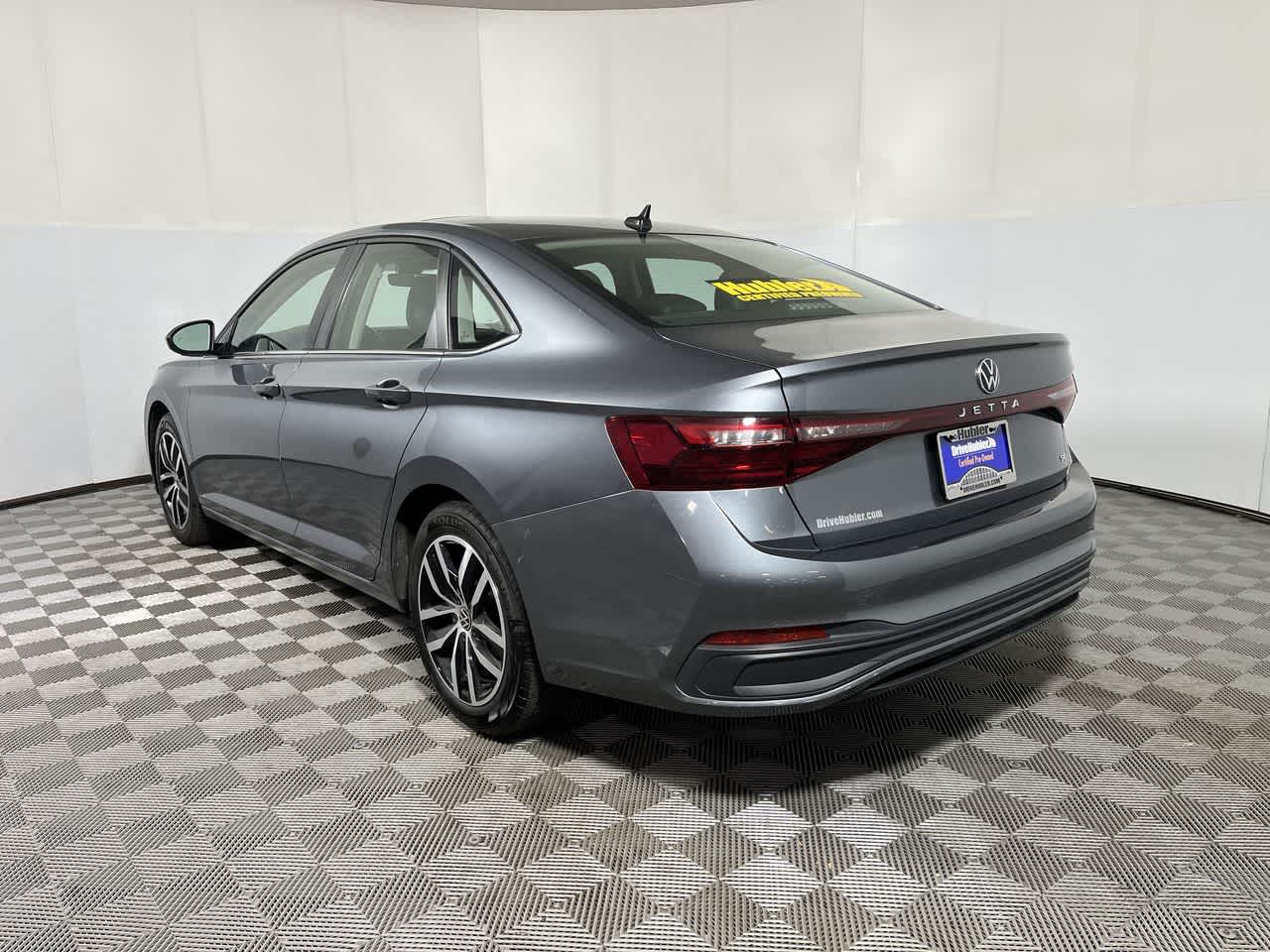 2025 Volkswagen Jetta SE