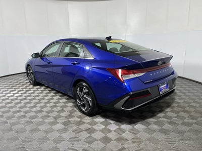 2025 Hyundai Elantra SEL Convenience