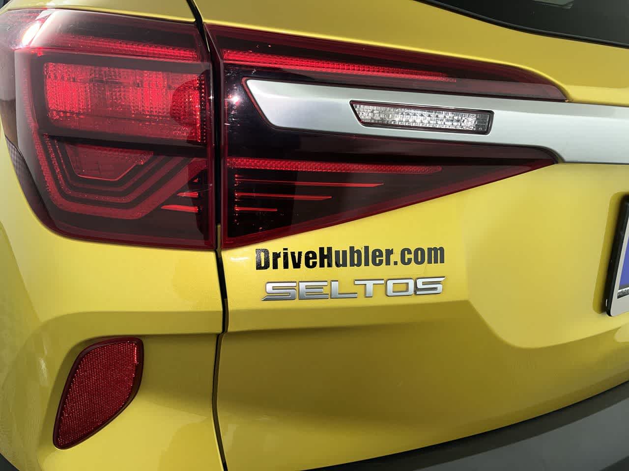 2023 Kia Seltos S