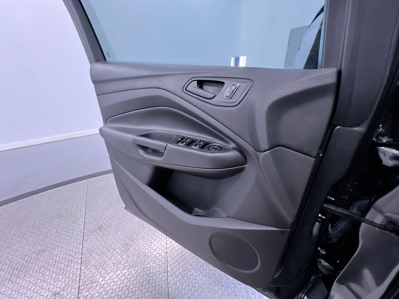 2015 Ford Escape S