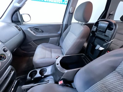 2004 Ford Escape XLT