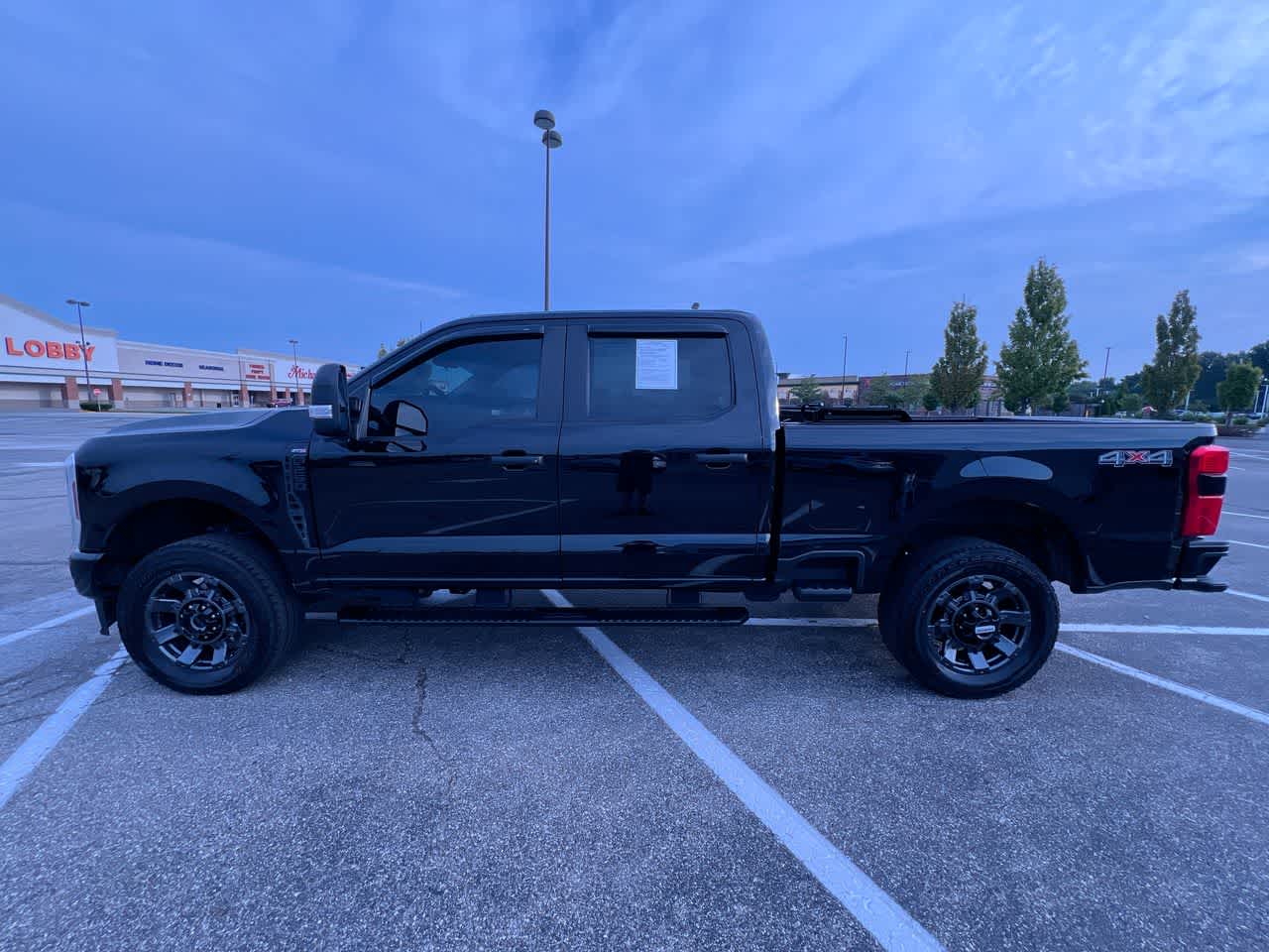 2024 Ford Super Duty F-250 Pickup XL