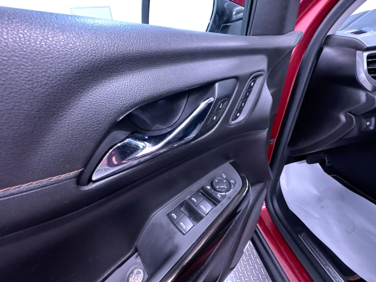 2021 GMC Acadia AT4