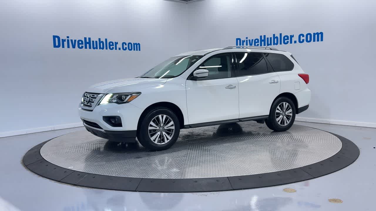 2018 Nissan Pathfinder SV