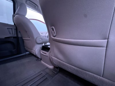 2016 Toyota Sienna XLE
