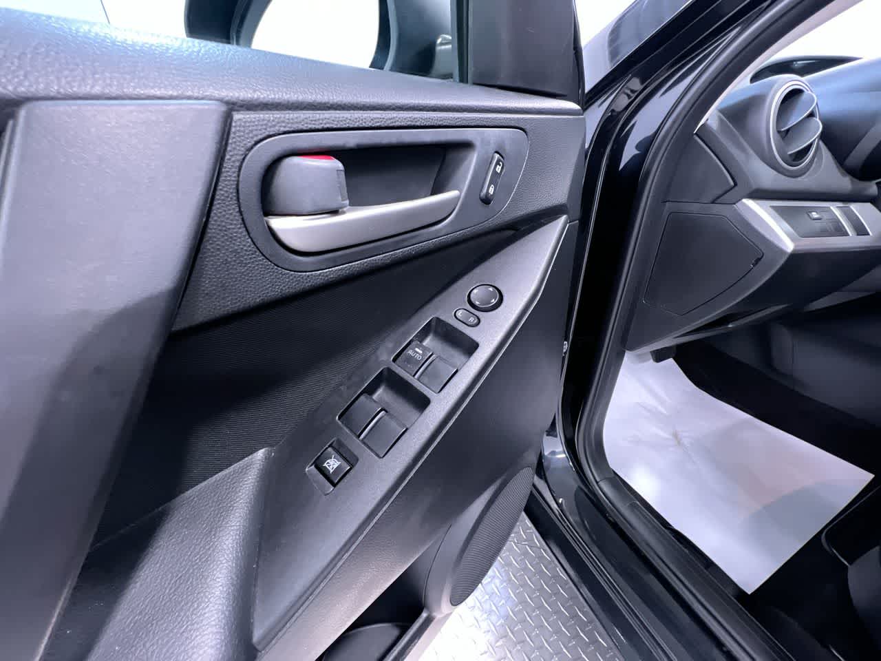2012 Mazda Mazda3 i Sport