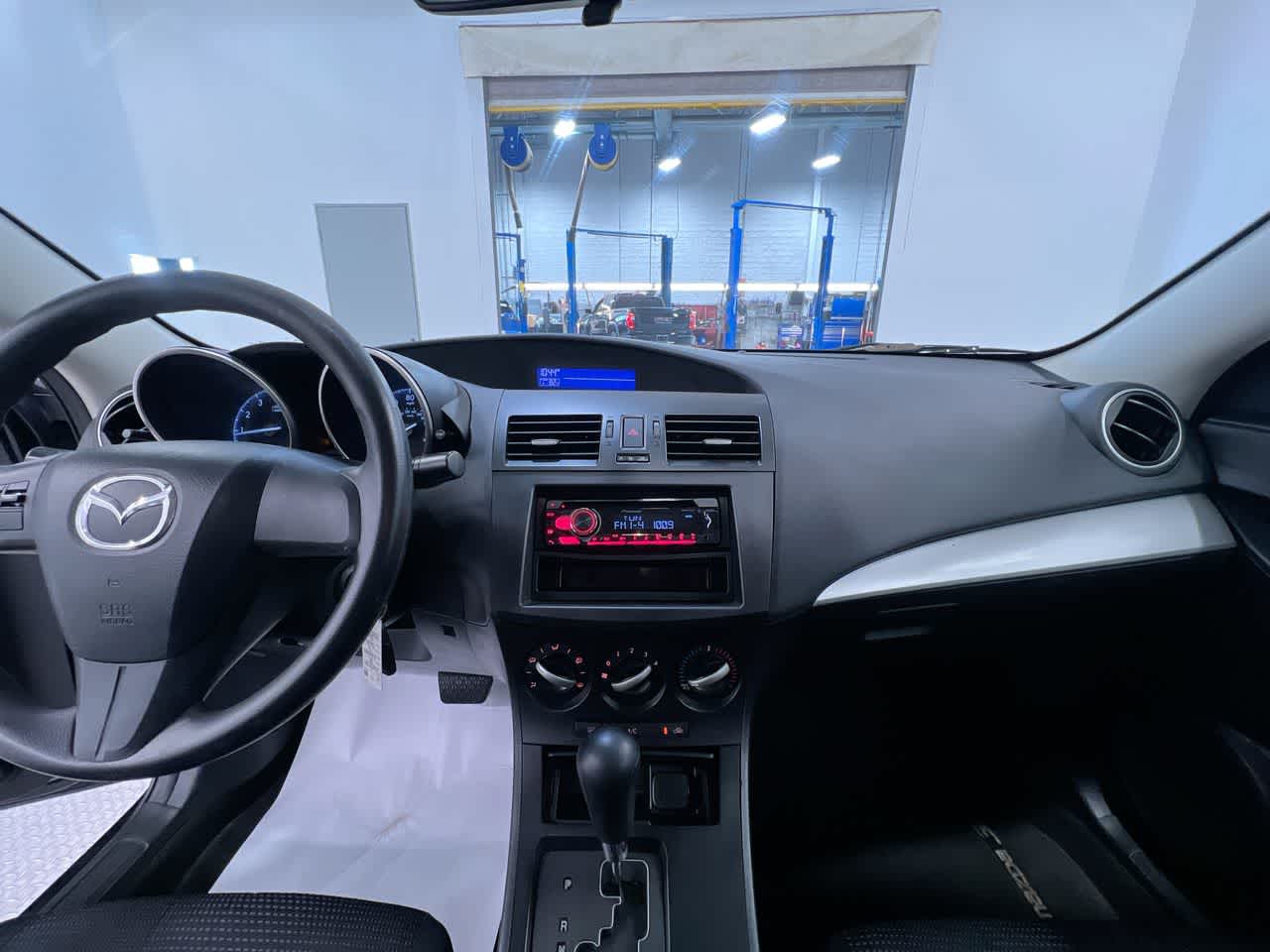2012 Mazda Mazda3 i Sport