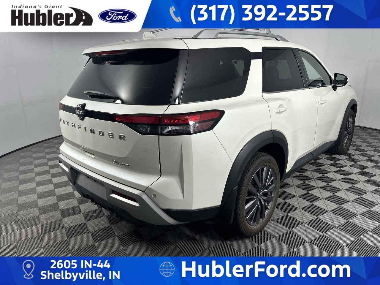 2022 Nissan Pathfinder SL