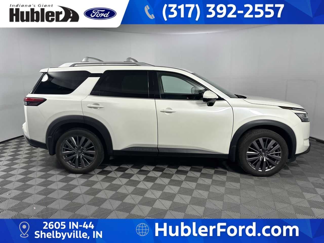2022 Nissan Pathfinder SL